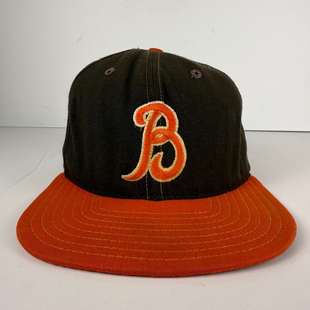 Vintage New Era Chicago Bears Baseball Cap Fitted Hat Brown Orange B Logo 7 1/2